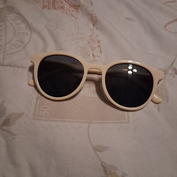 VINTAGE Other - VINTAGE SUNGLASSES UNISEX